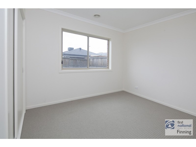 24 Nobel Dve, Cranbourne West VIC 3977