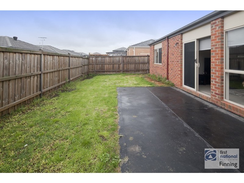 24 Nobel Dve, Cranbourne West VIC 3977