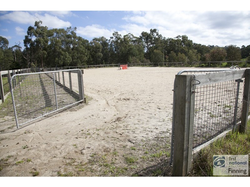 151 Bayview Road, Officer VIC 3809