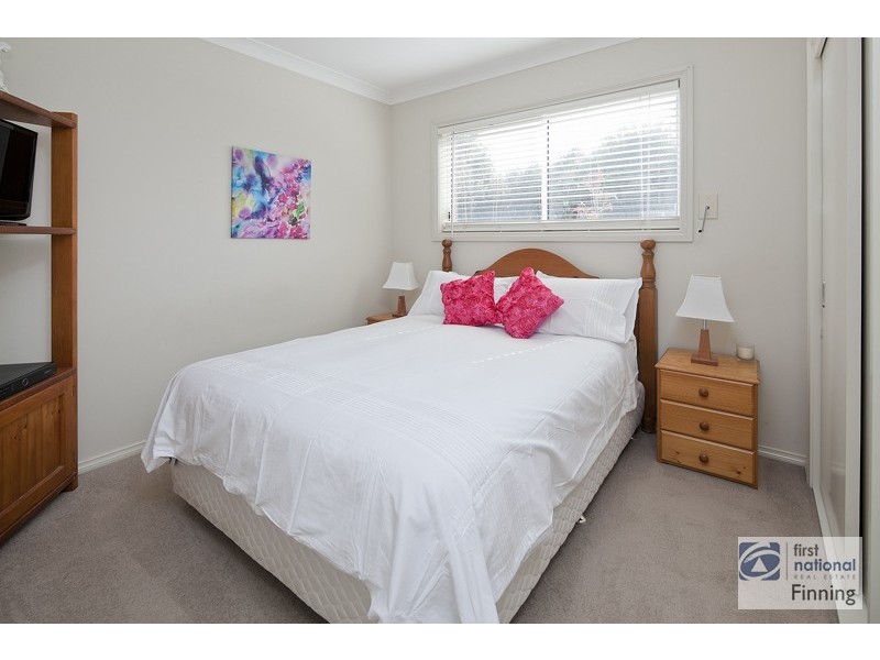 10 Kingsbarn Court, Cranbourne VIC 3977