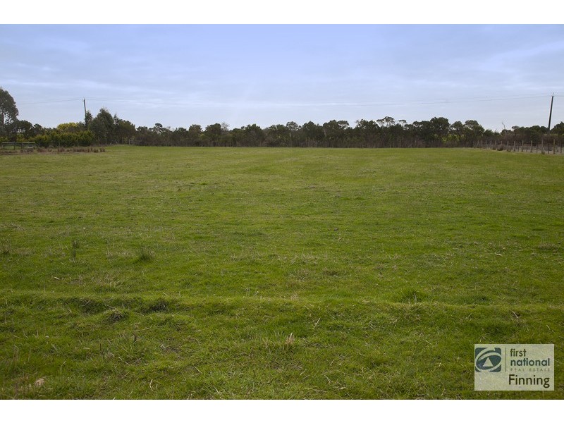 109 Boundary Drain Rd, Koo Wee Rup VIC 3981