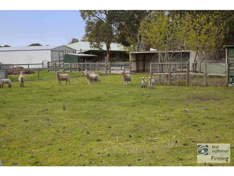 109 Boundary Drain Rd, Koo Wee Rup VIC 3981