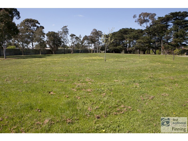 Cranbourne VIC 3977