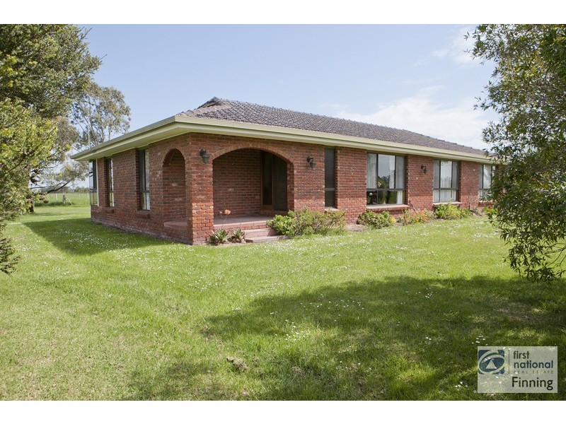 870 KooWeeRup Rd, Modella VIC 3816