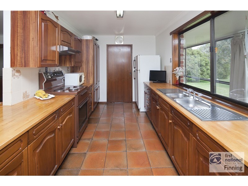 870 KooWeeRup Rd, Modella VIC 3816