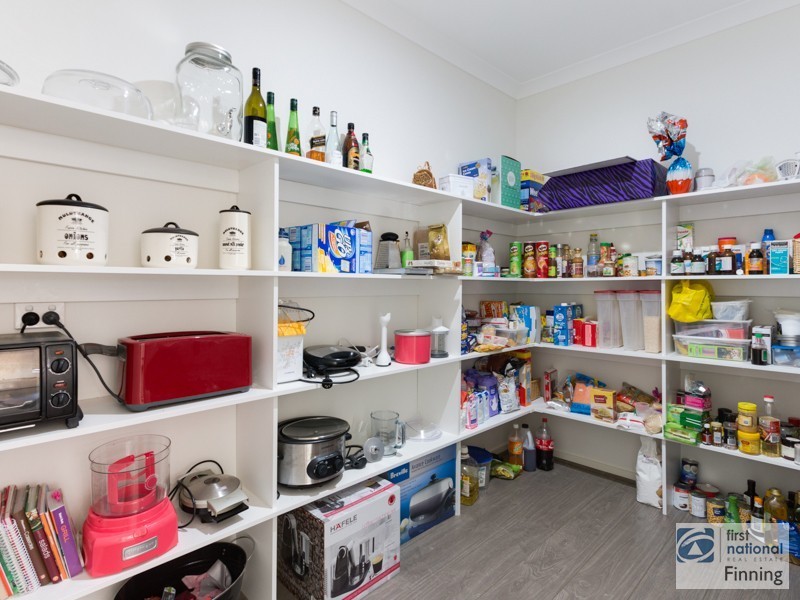 77 Brocker street, Clyde North VIC 3978