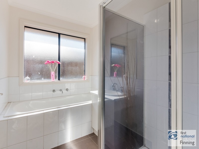 74 Majestic Boulevard, Cranbourne VIC 3977