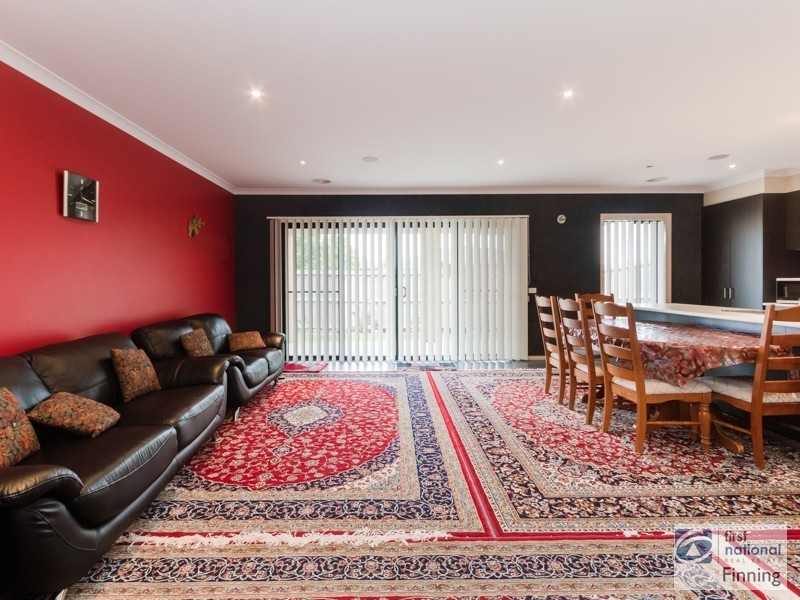 60 Thunderbolt Drive, Cranbourne East VIC 3977