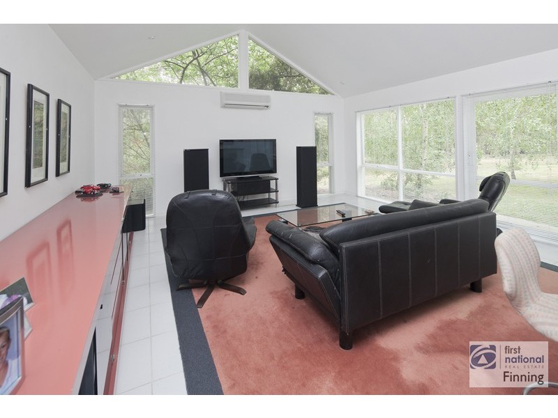 10-12 Walter Way, Cranbourne South VIC 3977