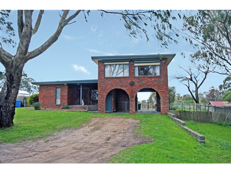 174 Craig Road, Devon Meadows VIC 3977