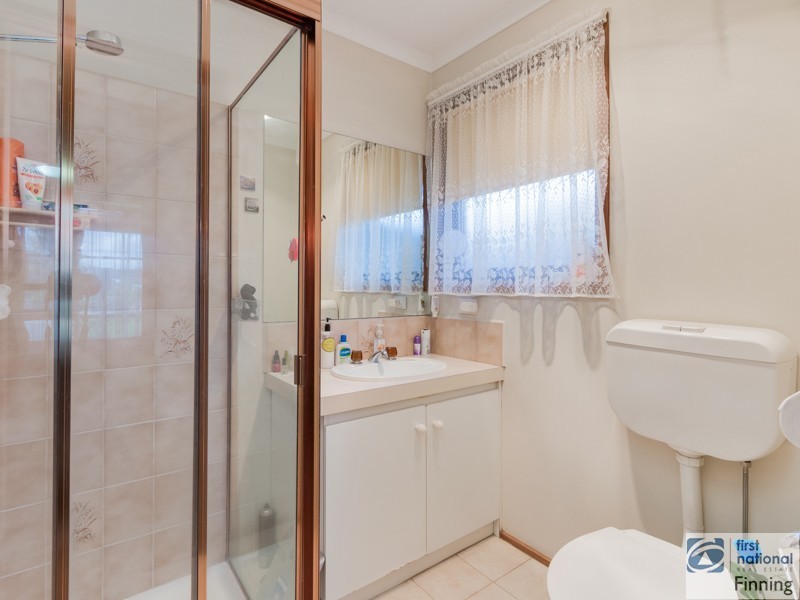 29 Courtenay Avenue, Cranbourne North VIC 3977