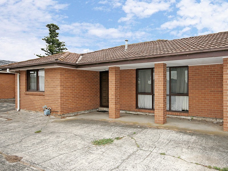 2/133 Clarendon Street, Cranbourne VIC 3977