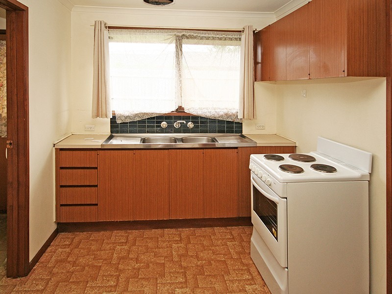 2/133 Clarendon Street, Cranbourne VIC 3977