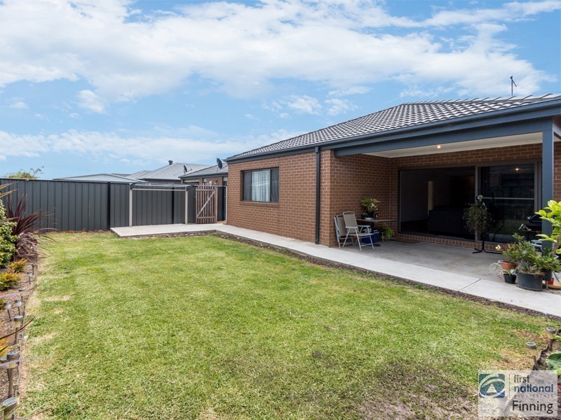 Clyde North VIC 3978