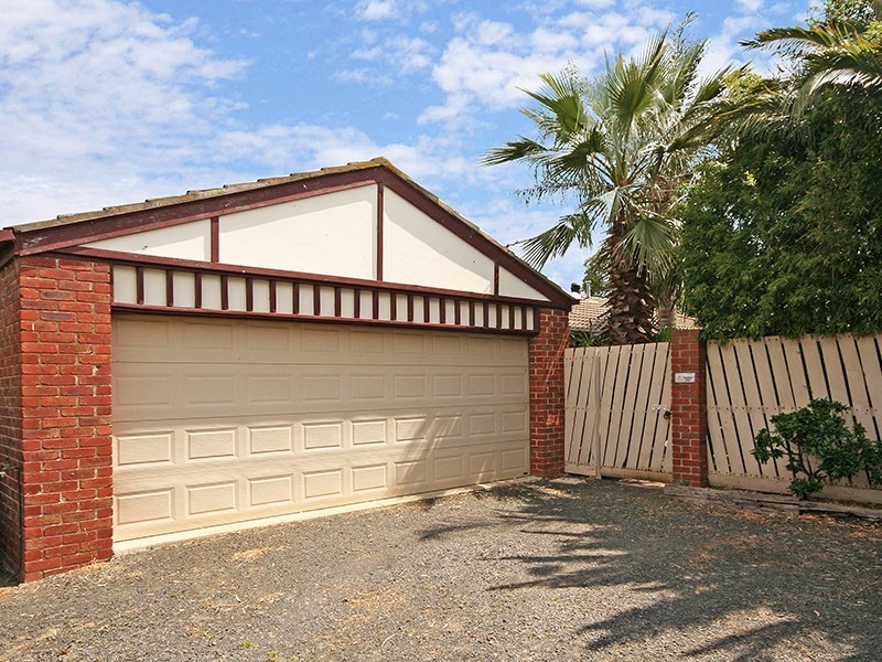 3 Flinders Court, Cranbourne North VIC 3977