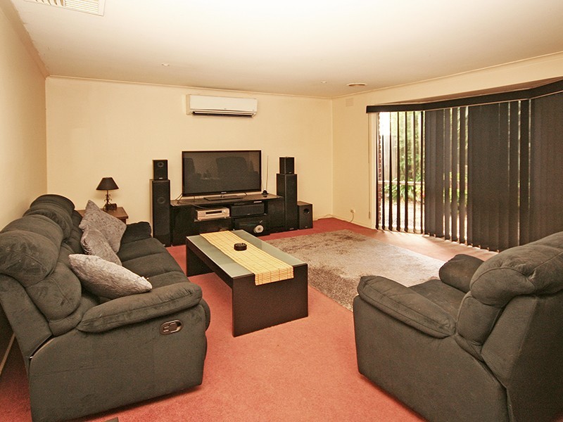 3 Flinders Court, Cranbourne North VIC 3977