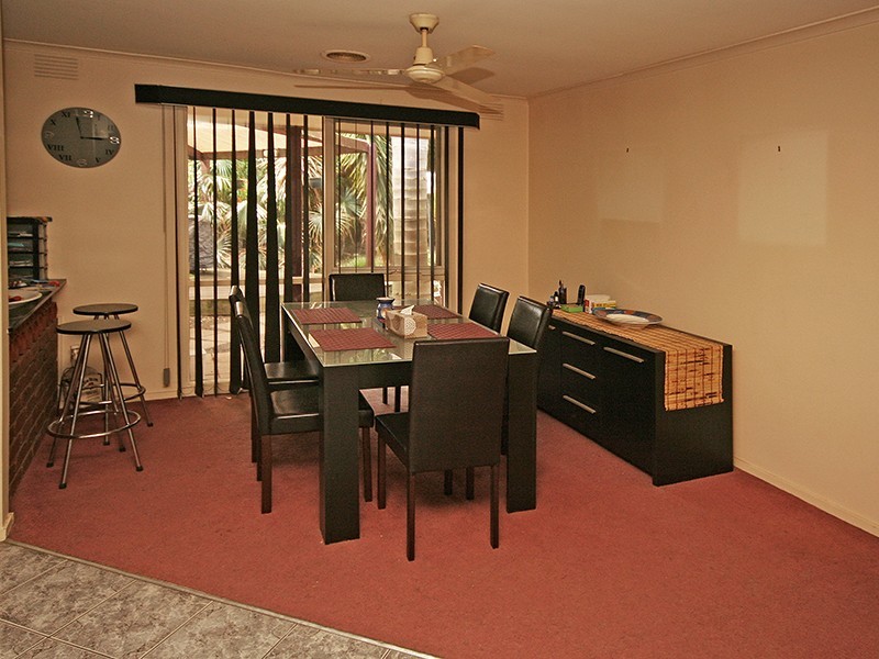 3 Flinders Court, Cranbourne North VIC 3977