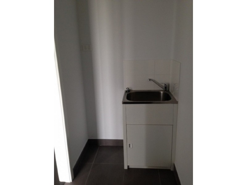 10 Aviara Walk, Cranbourne VIC 3977