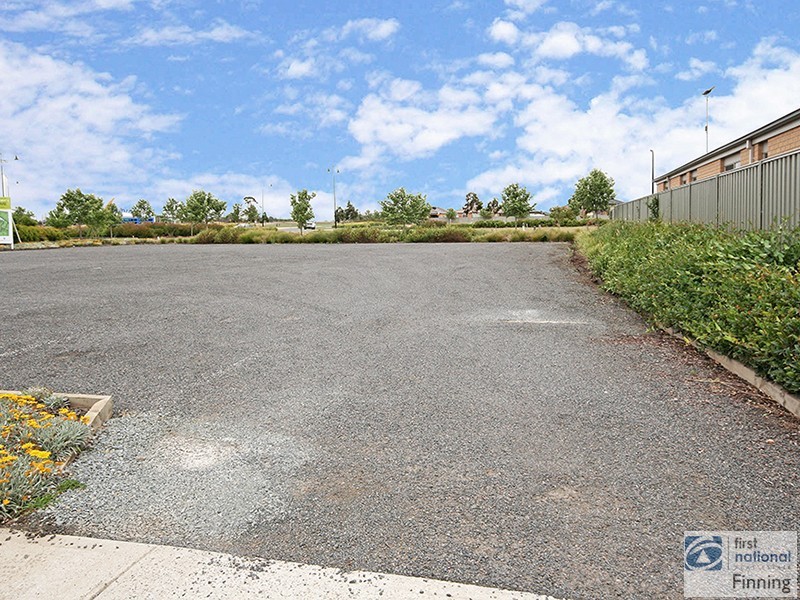 69 Prendergast Avenue, Cranbourne East VIC 3977