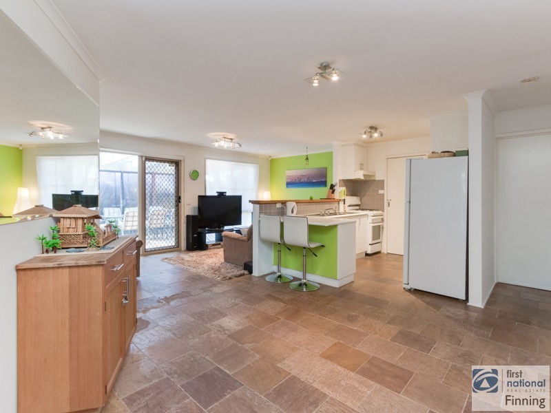 22 Joyce Street, Cranbourne West VIC 3977