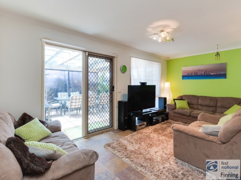 22 Joyce Street, Cranbourne West VIC 3977