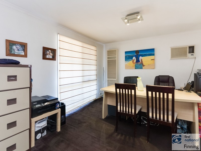 22 Joyce Street, Cranbourne West VIC 3977