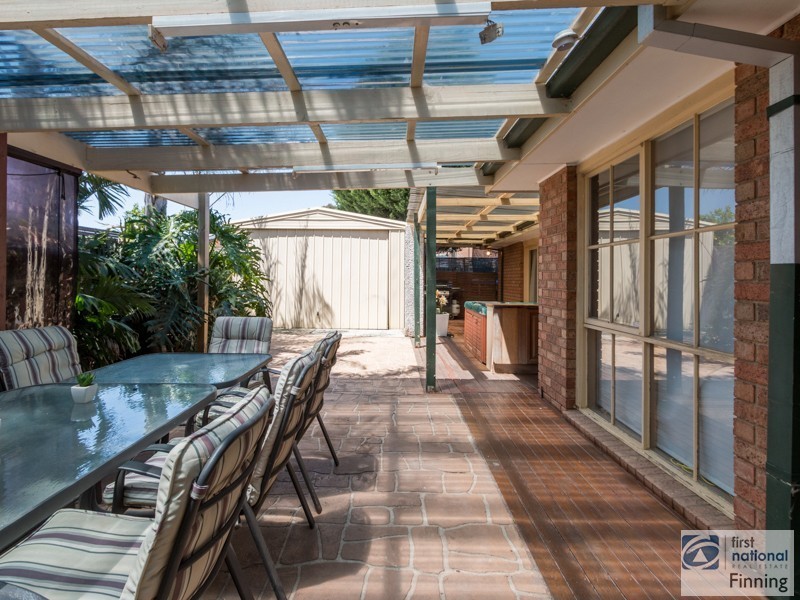 22 Joyce Street, Cranbourne West VIC 3977
