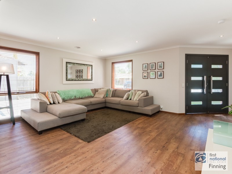 Cranbourne North VIC 3977