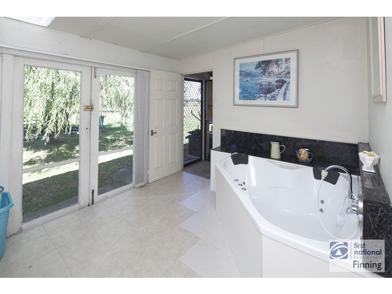 2/630 Manks Road, Tooradin VIC 3980