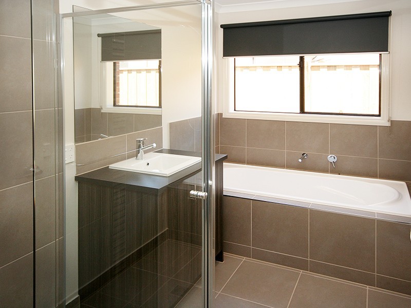 4 Pasadena Bvd, Clyde VIC 3978