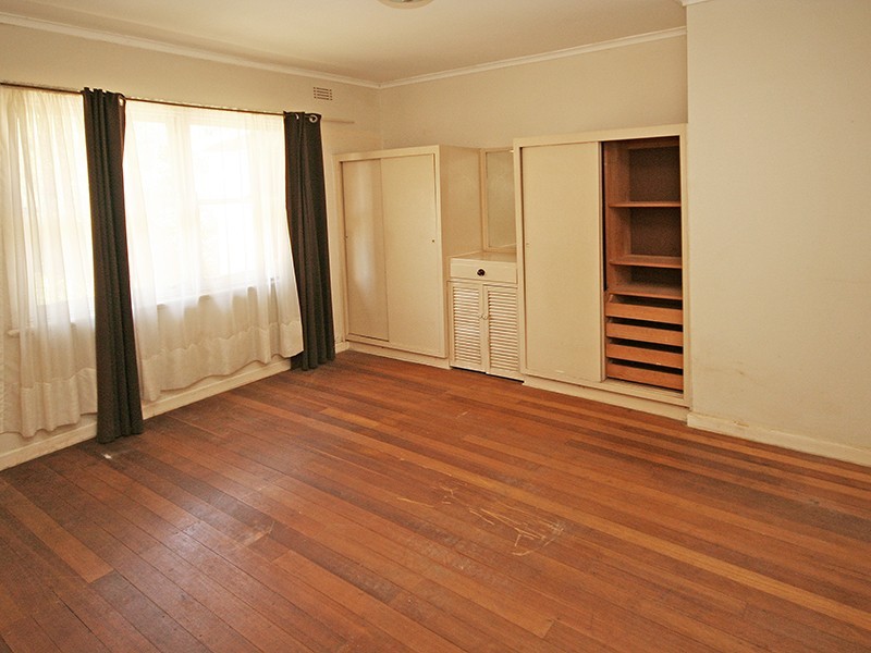 2 Mundaring Drive, Cranbourne VIC 3977