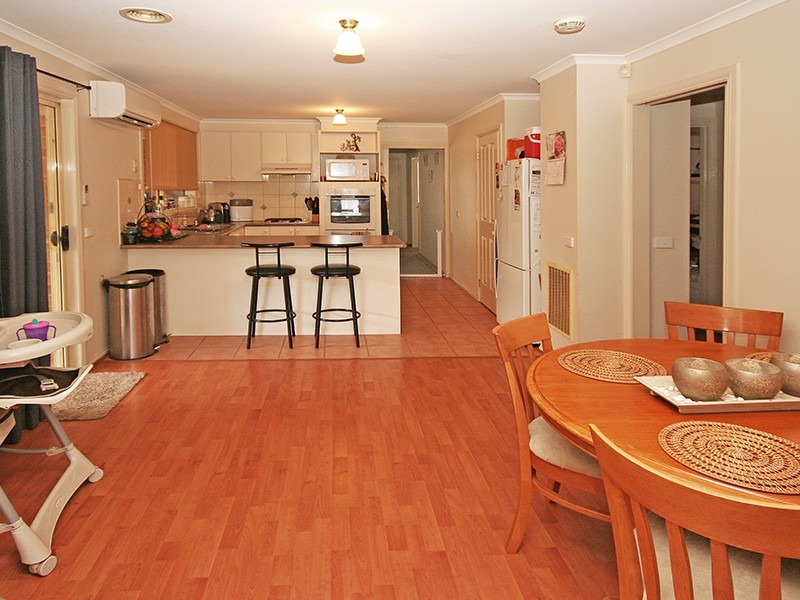 233 Monahans Road, Cranbourne West VIC 3977