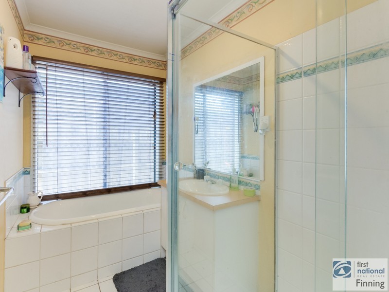 21 Trafalgar Way, Cranbourne East VIC 3977