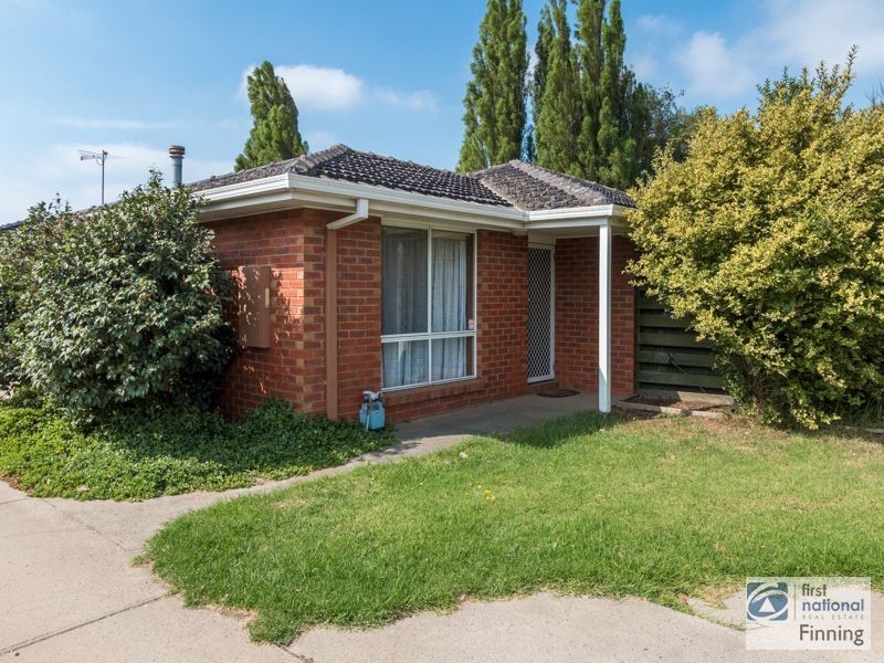 1/215 Sladen Street, Cranbourne VIC 3977
