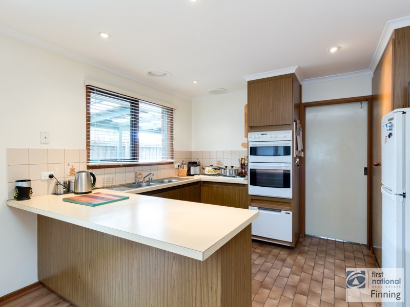 48 Fairbairn Road, Cranbourne VIC 3977