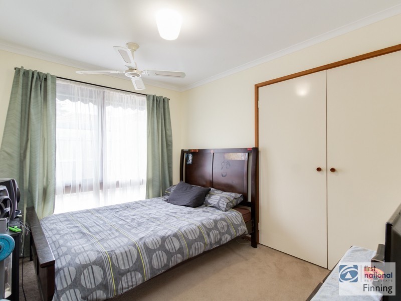 48 Fairbairn Road, Cranbourne VIC 3977