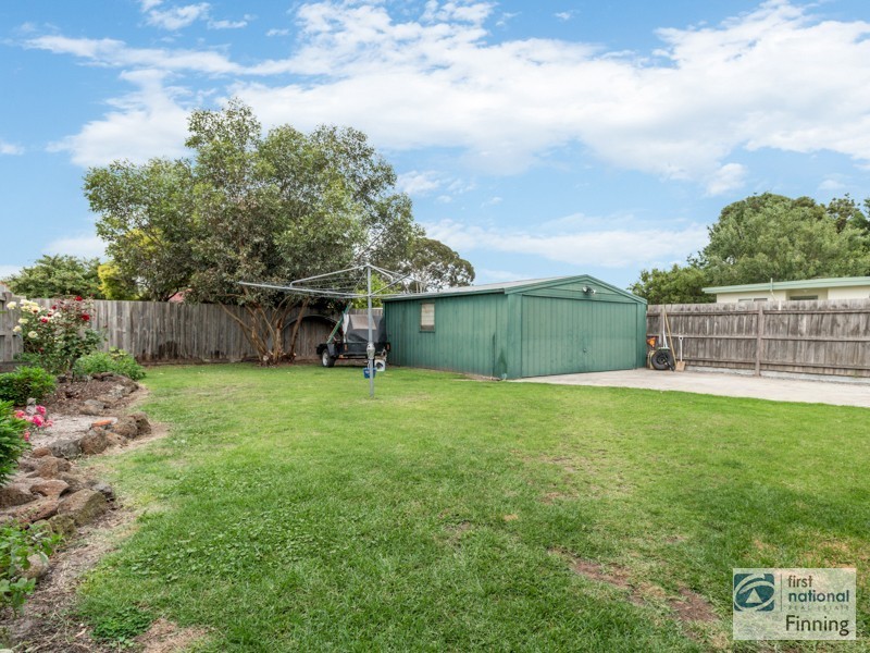 48 Fairbairn Road, Cranbourne VIC 3977