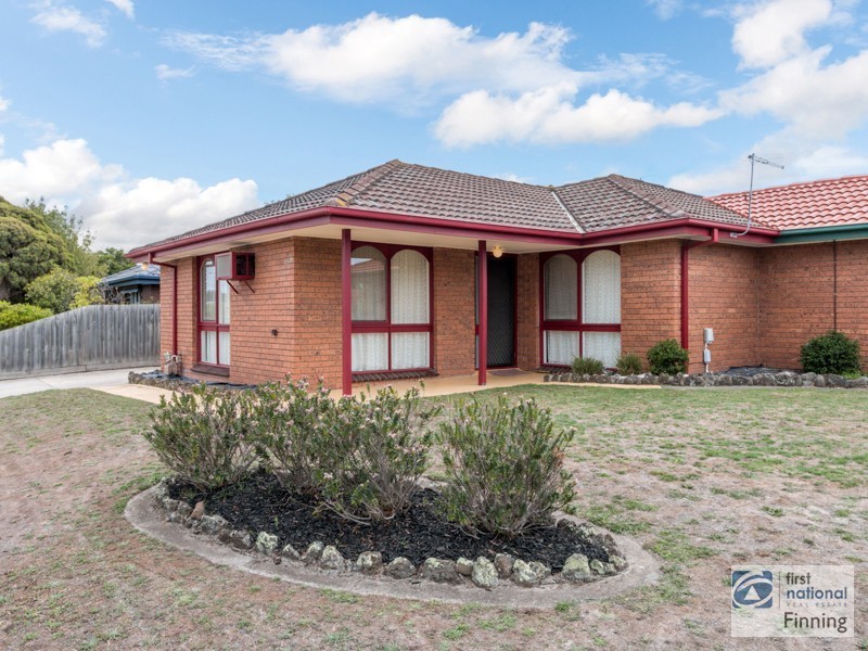 1/25a Sladen Street, Cranbourne VIC 3977
