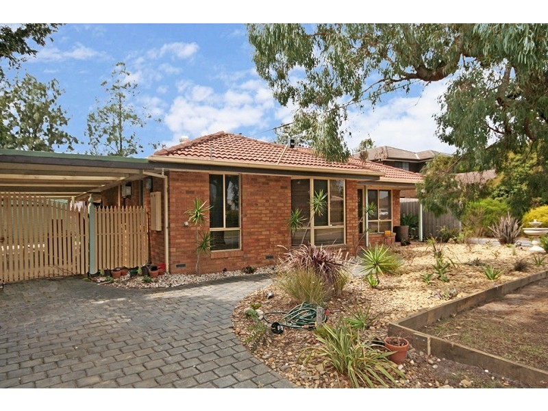 5 Peregrine Place, Carrum Downs VIC 3201