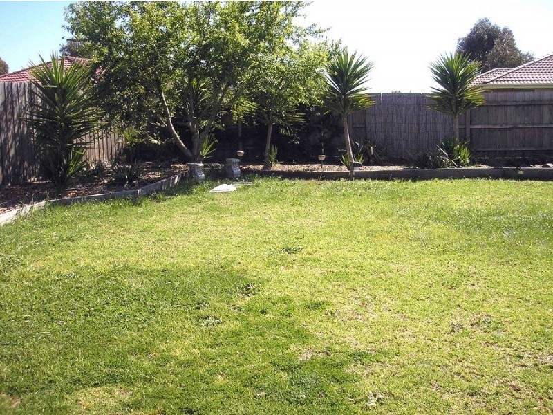 57 Breamlea Way, Cranbourne East VIC 3977