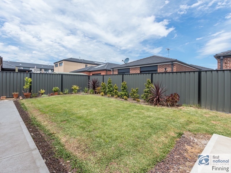 7 Jutland Close, Clyde VIC 3978