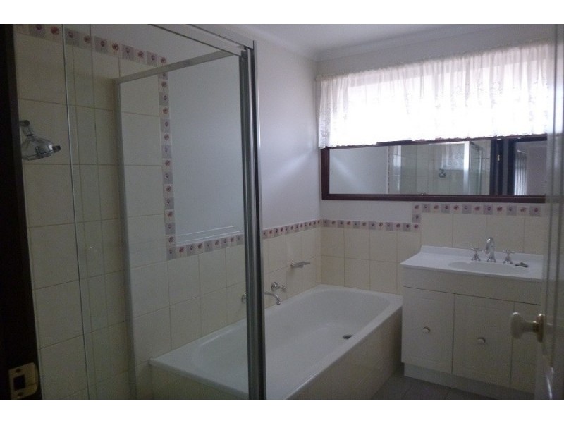 39 Fenfield Street, Cranbourne VIC 3977