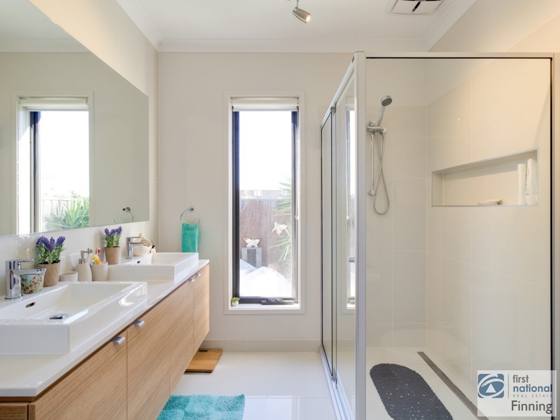 Cranbourne West VIC 3977
