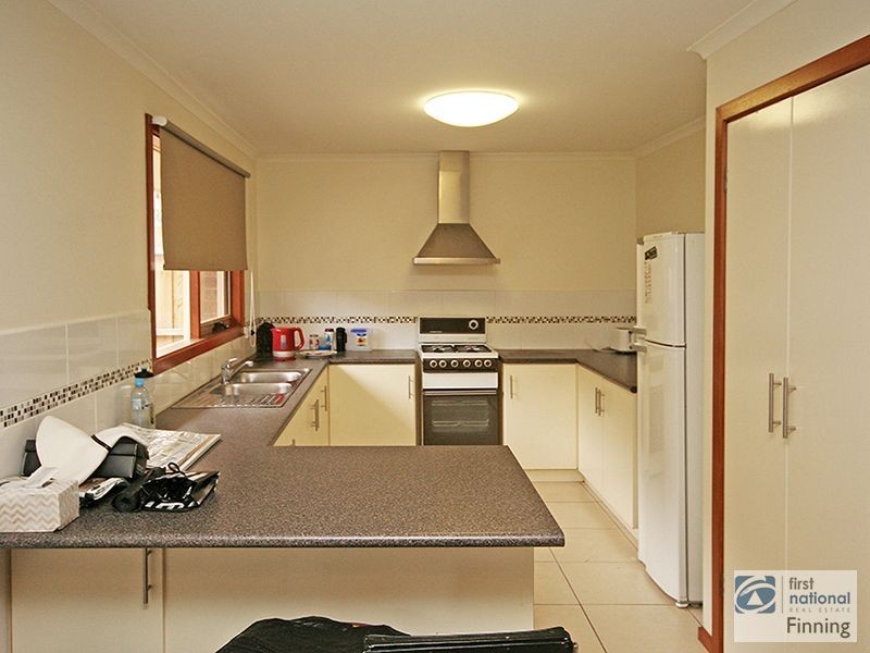 4 Lawson Close, Cranbourne VIC 3977