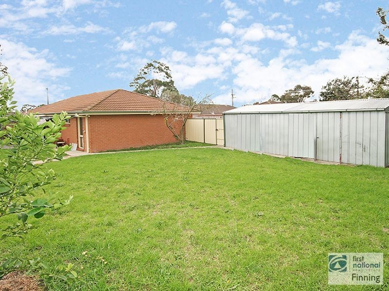 4 Lawson Close, Cranbourne VIC 3977