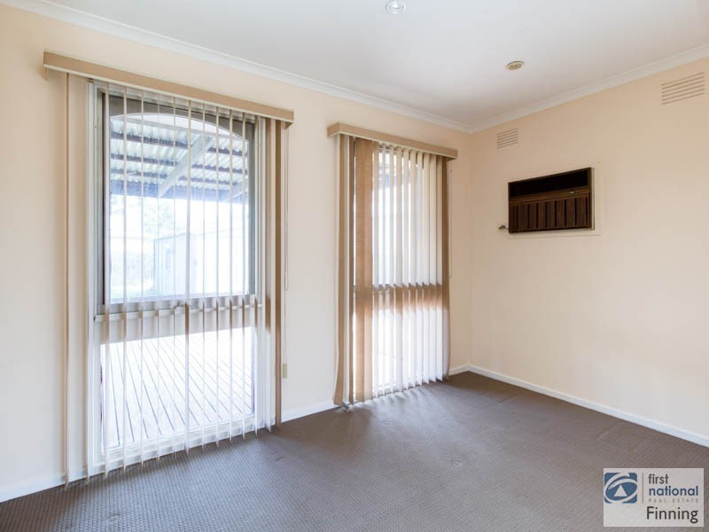 3 Delmont Crt, Cranbourne VIC 3977