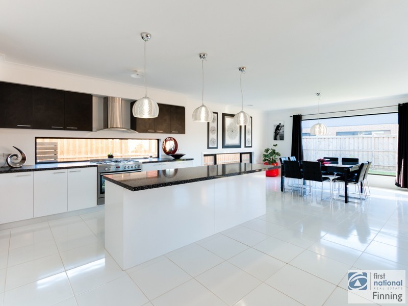 Cranbourne West VIC 3977