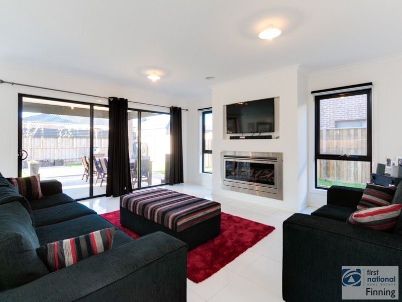 Cranbourne West VIC 3977