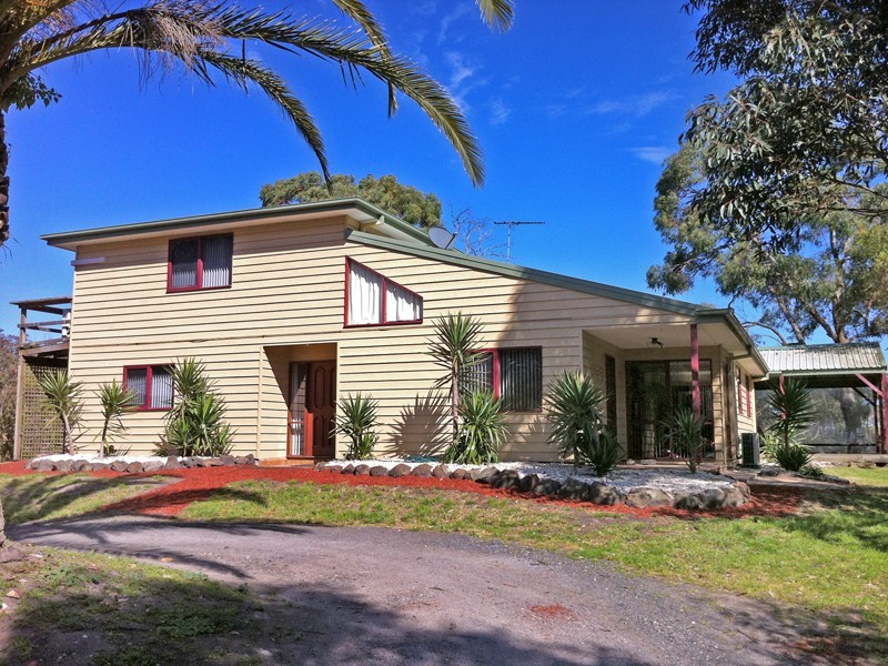3260 South Gippsland Highway, Tooradin VIC 3980