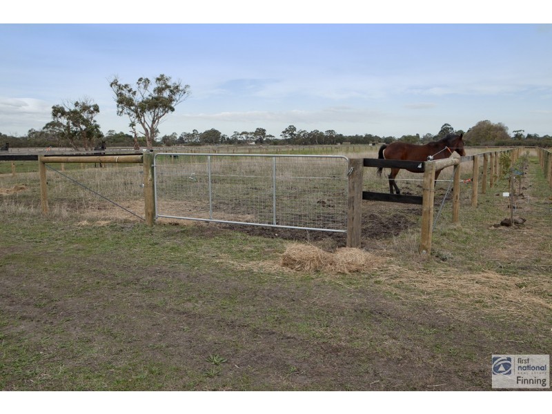 45 Warneet Road, Blind Bight VIC 3980